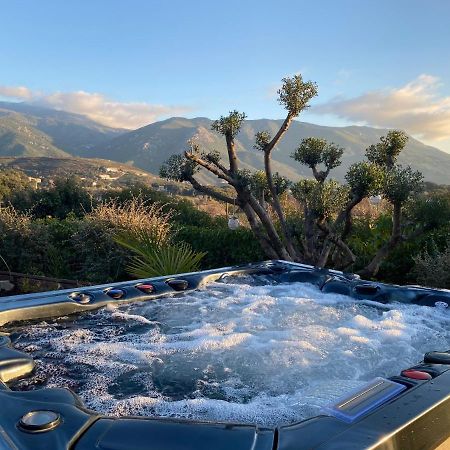 Villa Ghjuvan - Sea, Mountain & Spa Peri Екстериор снимка