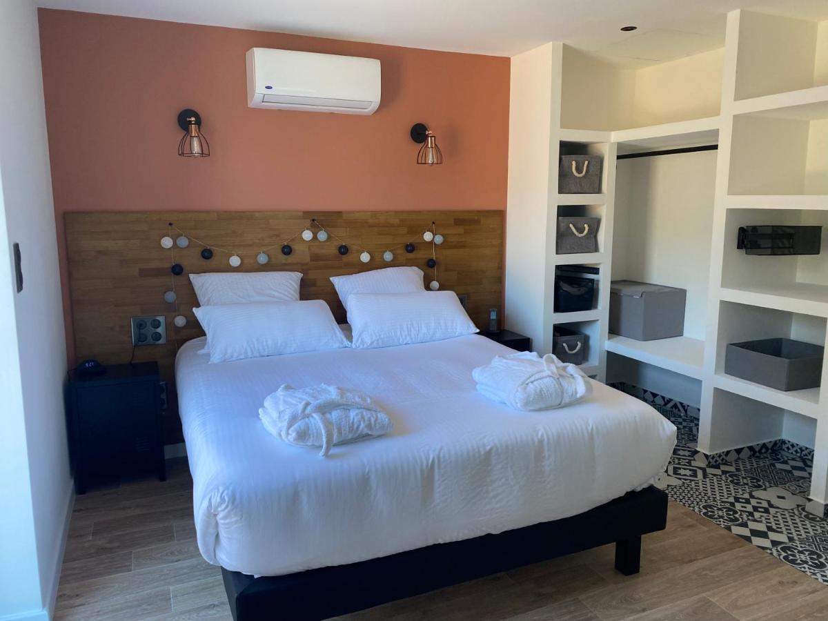 Villa Ghjuvan - Sea, Mountain & Spa Peri Екстериор снимка