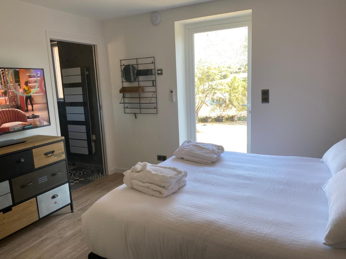 Villa Ghjuvan - Sea, Mountain & Spa Peri Екстериор снимка
