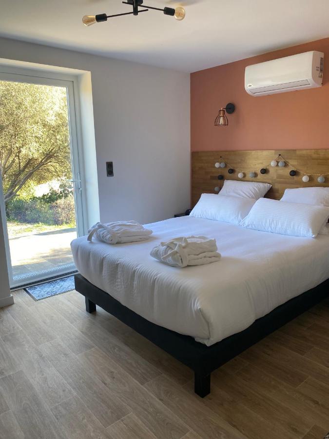 Villa Ghjuvan - Sea, Mountain & Spa Peri Екстериор снимка
