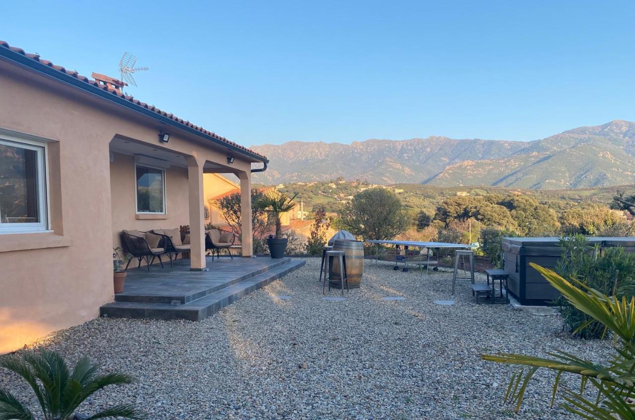 Villa Ghjuvan - Sea, Mountain & Spa Peri Екстериор снимка
